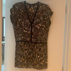 Adorable Maje mini dress with pockets